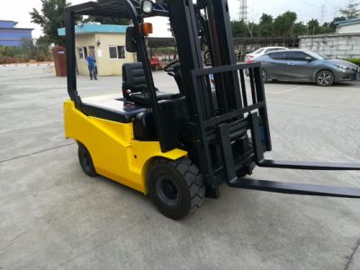 Onen Precio barato 3000-5000mm Carretilla elevadora de construcción con buen servicio